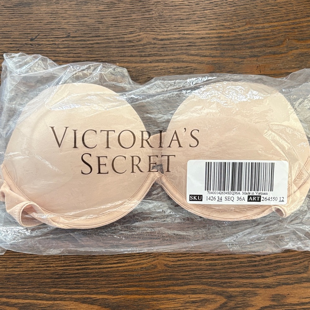 NWT Victoria Secret PINK “Everywhere super push up” bra in nude, size 36A